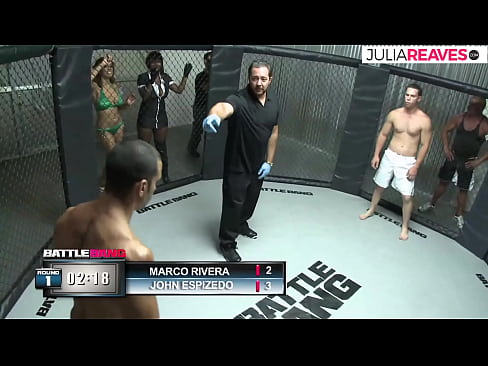 ❤️ Ο Ultimate Fighter γαμάει ένα κορίτσι αμέσως μετά από έναν αγώνα στο ρινγκ ️ Πόρνο ☑