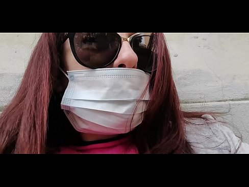❤️ Η Νικολέτα εκδικείται τον γείτονά της και κατουράει στο γκαράζ του (Ειδικό Covid19 Ιταλική καραντίνα) ️ Πόρνο ☑
